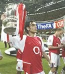 Henry makes it 2-1
